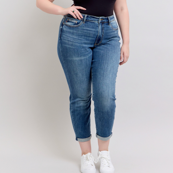 Judy Blue Midrise Vintage Wash Dark Boyfriend Plus